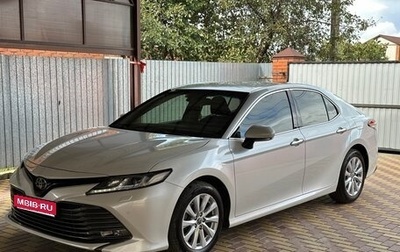 Toyota Camry, 2019 год, 2 600 000 рублей, 1 фотография