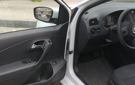 Volkswagen Polo VI (EU Market), 2014 год, 490 000 рублей, 17 фотография