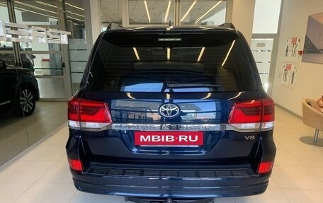Toyota Land Cruiser 200, 2019 год, 7 800 000 рублей, 5 фотография