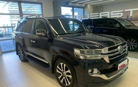 Toyota Land Cruiser 200, 2019 год, 7 800 000 рублей, 3 фотография