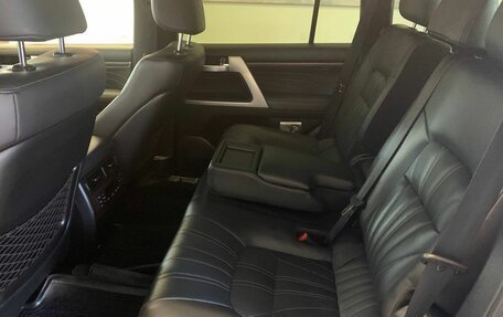 Toyota Land Cruiser 200, 2019 год, 7 800 000 рублей, 10 фотография