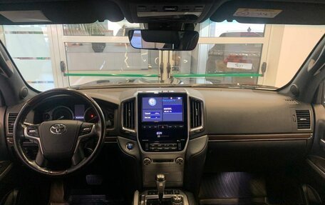 Toyota Land Cruiser 200, 2019 год, 7 800 000 рублей, 12 фотография