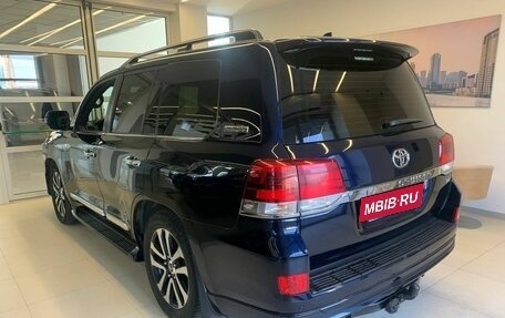 Toyota Land Cruiser 200, 2019 год, 7 800 000 рублей, 6 фотография