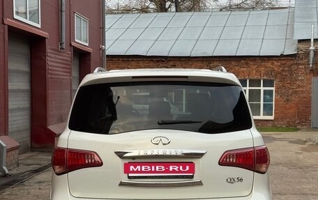 Infiniti QX56, 2012 год, 2 000 000 рублей, 3 фотография