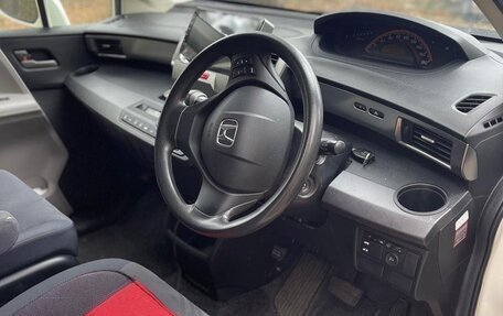 Honda Freed I, 2011 год, 920 000 рублей, 5 фотография