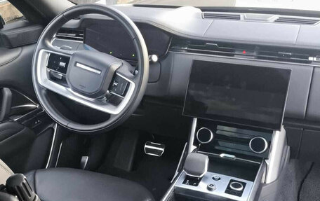 Land Rover Range Rover IV рестайлинг, 2022 год, 19 750 000 рублей, 6 фотография