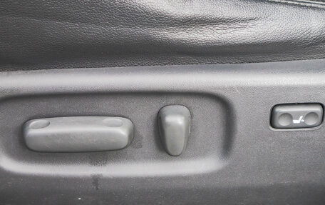 Toyota RAV4, 2007 год, 1 499 000 рублей, 13 фотография