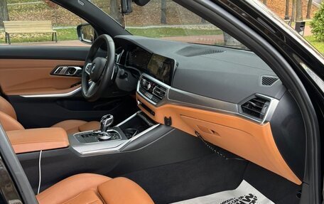 BMW 3 серия, 2019 год, 5 749 000 рублей, 28 фотография