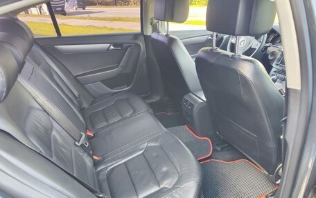 Volkswagen Passat B7, 2013 год, 1 100 000 рублей, 12 фотография