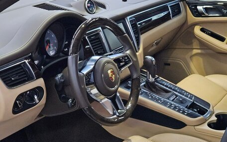 Porsche Macan I рестайлинг, 2015 год, 4 050 000 рублей, 5 фотография