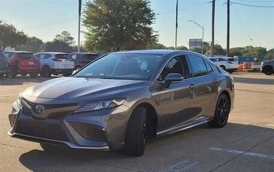 Toyota Camry, 2022 год, 3 080 000 рублей, 1 фотография