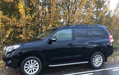 Toyota Land Cruiser Prado 150 рестайлинг 2, 2017 год, 3 690 000 рублей, 1 фотография