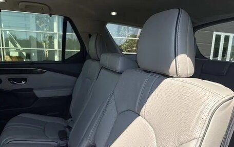 Honda Pilot, 2023 год, 6 320 000 рублей, 17 фотография
