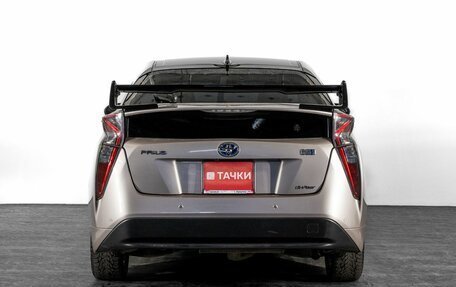 Toyota Prius IV XW50, 2017 год, 1 800 000 рублей, 4 фотография