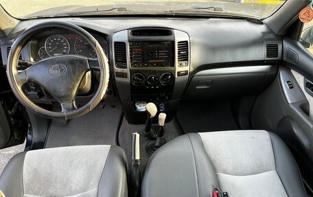 Toyota Land Cruiser Prado 120 рестайлинг, 2007 год, 1 359 000 рублей, 10 фотография