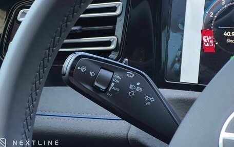 Volkswagen Tiguan, 2025 год, 6 490 000 рублей, 13 фотография