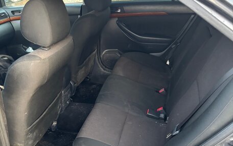 Toyota Avensis III рестайлинг, 2007 год, 650 000 рублей, 12 фотография