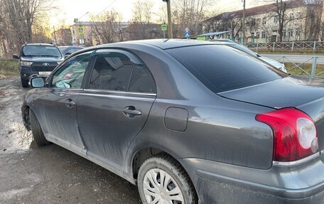 Toyota Avensis III рестайлинг, 2007 год, 650 000 рублей, 3 фотография