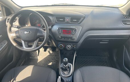 KIA Rio III рестайлинг, 2013 год, 599 000 рублей, 10 фотография