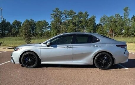 Toyota Camry, 2022 год, 2 900 000 рублей, 7 фотография