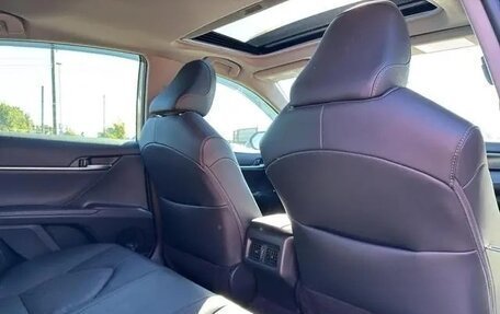 Toyota Camry, 2022 год, 2 900 000 рублей, 12 фотография