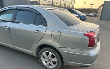 Toyota Avensis III рестайлинг, 2008 год, 685 000 рублей, 2 фотография