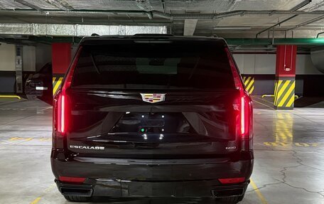 Cadillac Escalade V, 2024 год, 19 490 000 рублей, 9 фотография