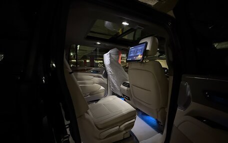 Cadillac Escalade V, 2024 год, 19 490 000 рублей, 17 фотография