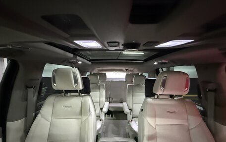 Cadillac Escalade V, 2024 год, 19 490 000 рублей, 22 фотография
