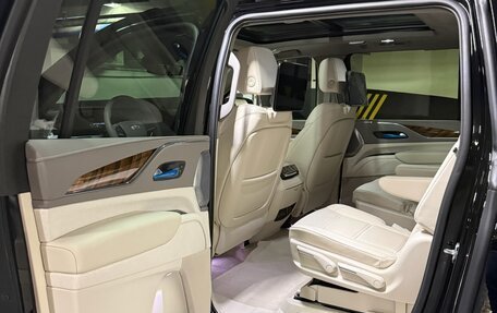 Cadillac Escalade V, 2024 год, 19 490 000 рублей, 23 фотография