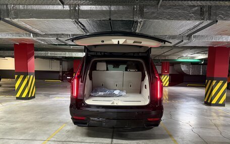 Cadillac Escalade V, 2024 год, 19 490 000 рублей, 28 фотография