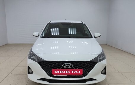 Hyundai Solaris II рестайлинг, 2021 год, 1 540 000 рублей, 2 фотография