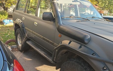 Toyota Land Cruiser 80 рестайлинг, 1994 год, 1 080 000 рублей, 3 фотография