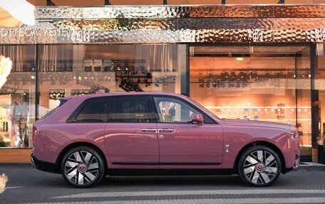 Rolls-Royce Cullinan, 2025 год, 75 000 000 рублей, 4 фотография