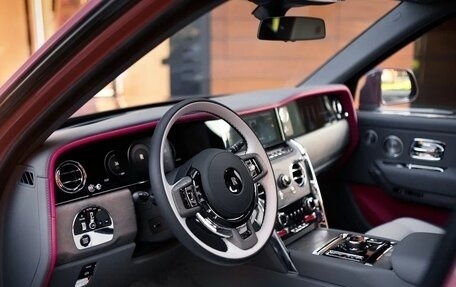 Rolls-Royce Cullinan, 2025 год, 75 000 000 рублей, 9 фотография