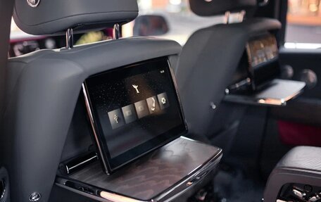 Rolls-Royce Cullinan, 2025 год, 75 000 000 рублей, 18 фотография