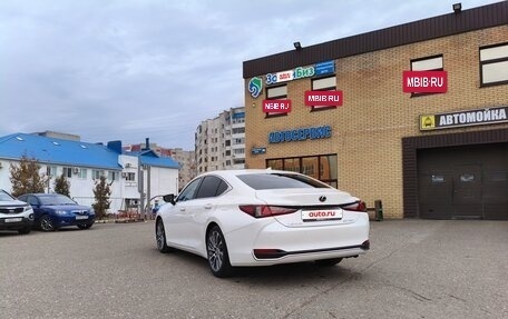 Lexus ES VII, 2021 год, 4 600 000 рублей, 5 фотография