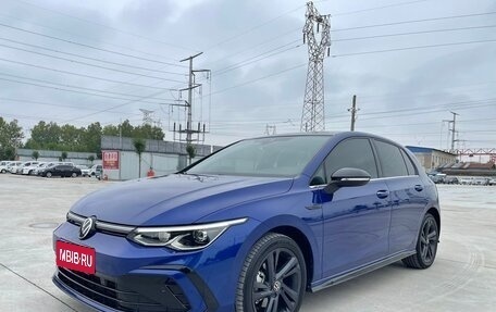 Volkswagen Golf VIII, 2021 год, 2 568 000 рублей, 1 фотография