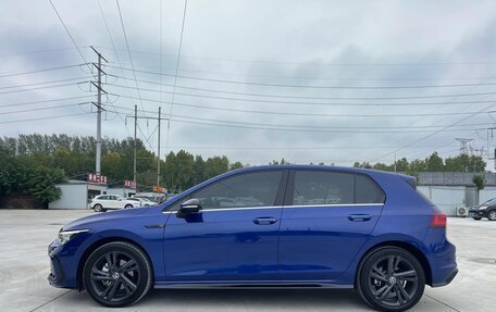 Volkswagen Golf VIII, 2021 год, 2 568 000 рублей, 2 фотография