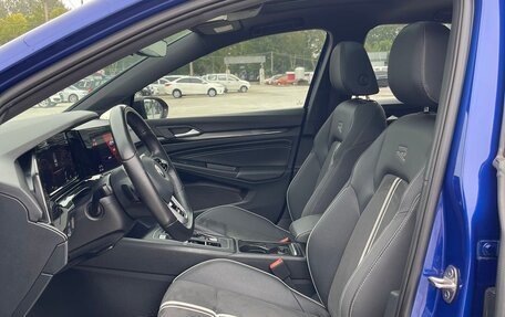 Volkswagen Golf VIII, 2021 год, 2 568 000 рублей, 9 фотография