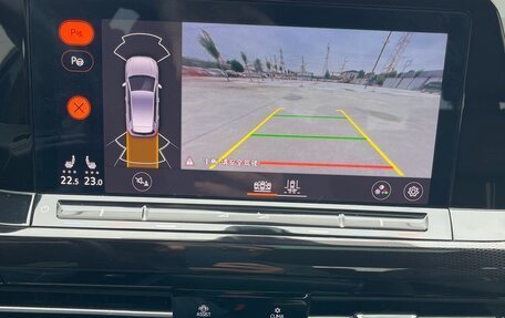 Volkswagen Golf VIII, 2021 год, 2 568 000 рублей, 12 фотография