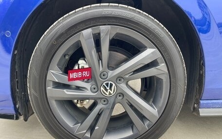 Volkswagen Golf VIII, 2021 год, 2 568 000 рублей, 20 фотография