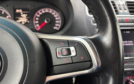 Volkswagen Polo VI (EU Market), 2019 год, 1 300 000 рублей, 21 фотография