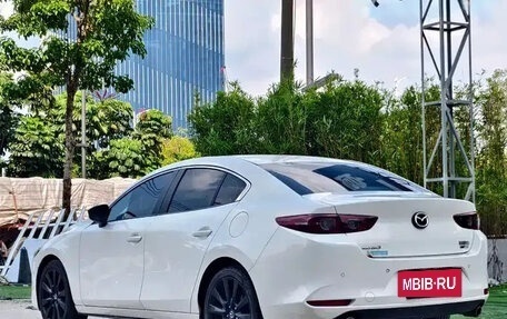 Mazda 3, 2022 год, 2 100 000 рублей, 2 фотография