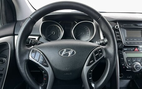 Hyundai i30 II рестайлинг, 2012 год, 853 000 рублей, 14 фотография