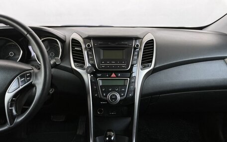 Hyundai i30 II рестайлинг, 2012 год, 853 000 рублей, 16 фотография