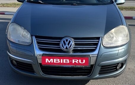 Volkswagen Jetta VI, 2009 год, 680 000 рублей, 1 фотография