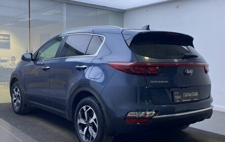 KIA Sportage IV рестайлинг, 2020 год, 2 299 000 рублей, 8 фотография