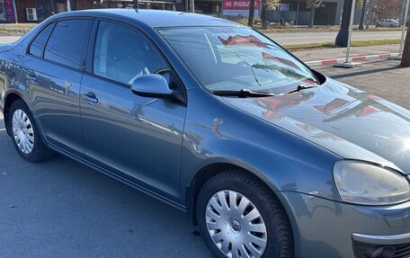 Volkswagen Jetta VI, 2009 год, 680 000 рублей, 5 фотография