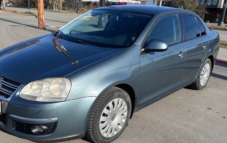 Volkswagen Jetta VI, 2009 год, 680 000 рублей, 4 фотография